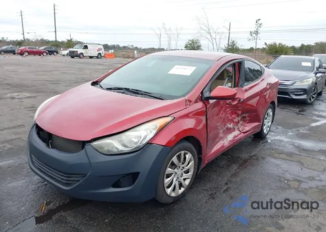 2013 Hyundai Elantra Gls/Limited z USA, uszkodzony, nr VIN 5NPDH4AE2DH20310